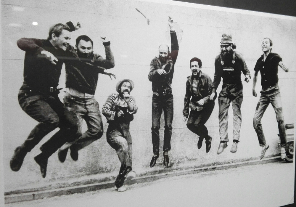 Zleva: Miroslav Pacner, Miloš Petera, Ludvík Vašina, Jiří Šindler, František Dörfl, Zdeněk Petřík a Petr Mandl. (červenec 1968)